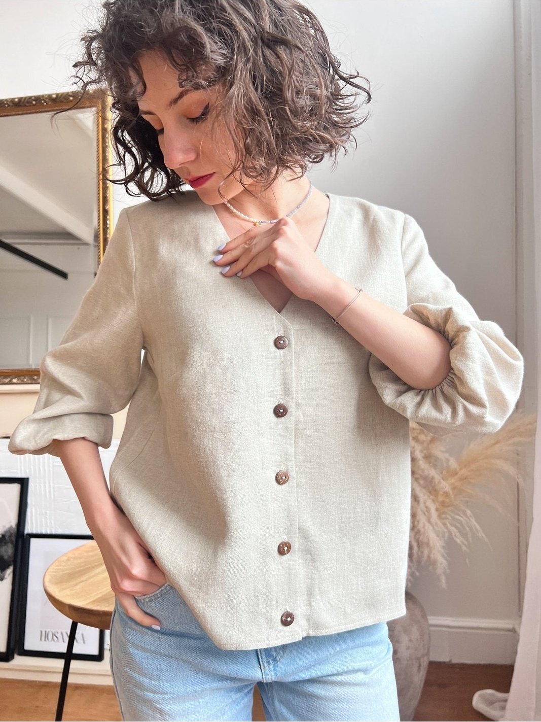 V-NECK LINEN BLOUSE