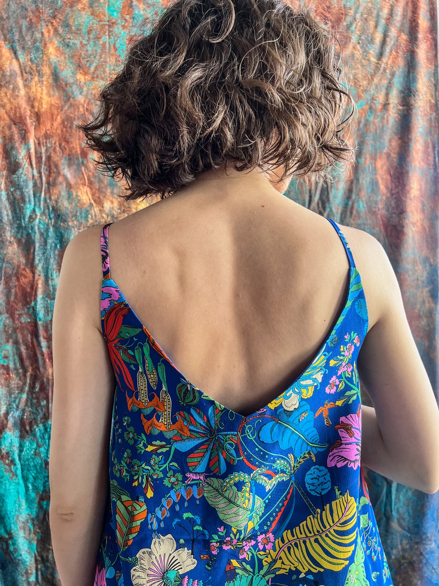 LIBERTY PRINT SILK CAMI TOP, V-NECK