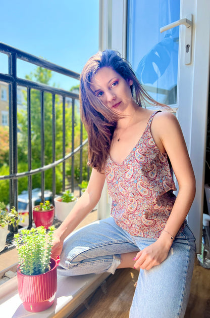 LIBERTY PRINT V-NECK CAMI TOP