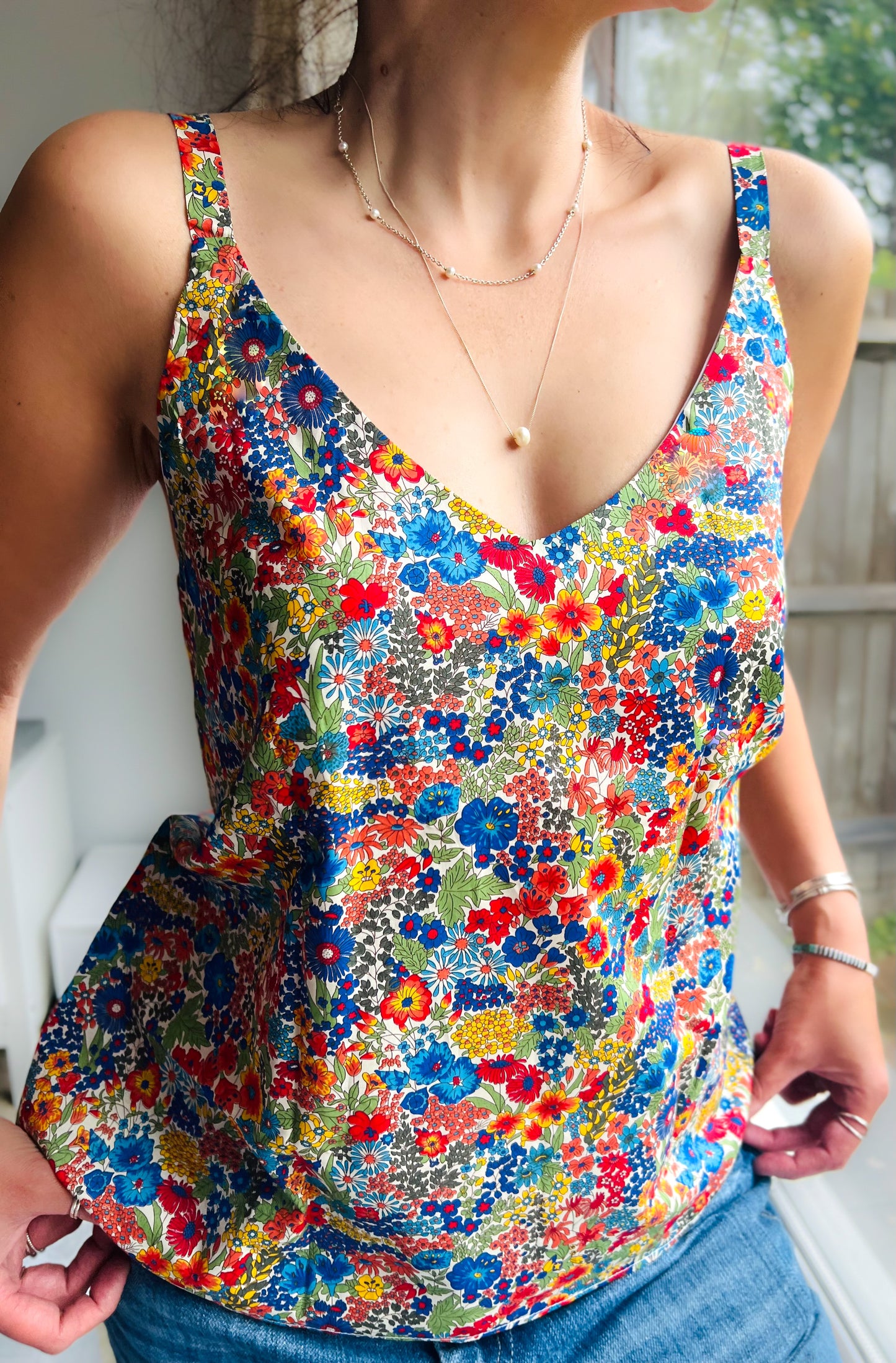 LIBERTY PRINT V-NECK CAMI TOP