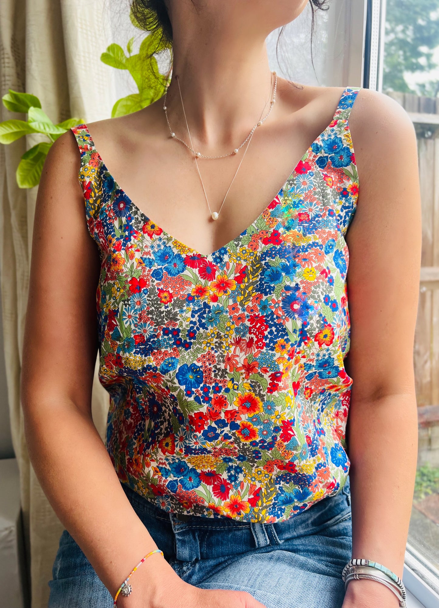 LIBERTY PRINT V-NECK CAMI TOP